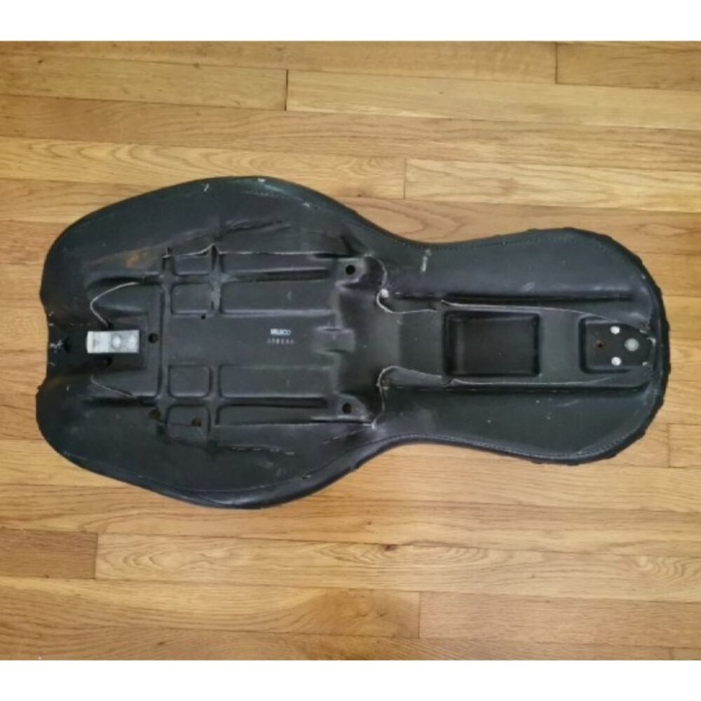 OEM Black Harley Davidson‎ HD Dyna Studded MILSCO 2-UP Motorcycle Seat Saddle - Picture 6 of 9